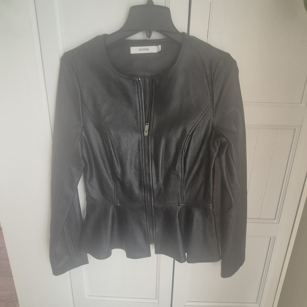 JustFab Black Faux Leather Peplum Zip Jacket
